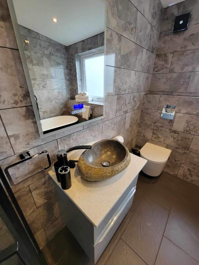 Luxury Cottage In Portree City Centre! Eksteriør bilde