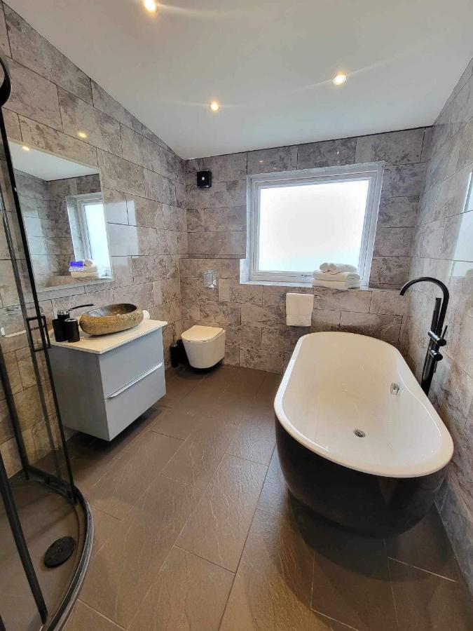 Luxury Cottage In Portree City Centre! Eksteriør bilde